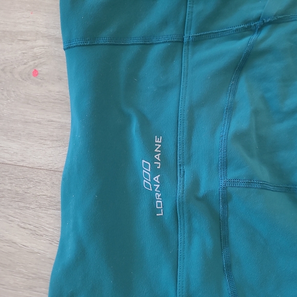 Lorna Jane Womens Leggings Sz S Dark Green Pockets Full Length Gym Workout EUC - Picture 6 of 6
